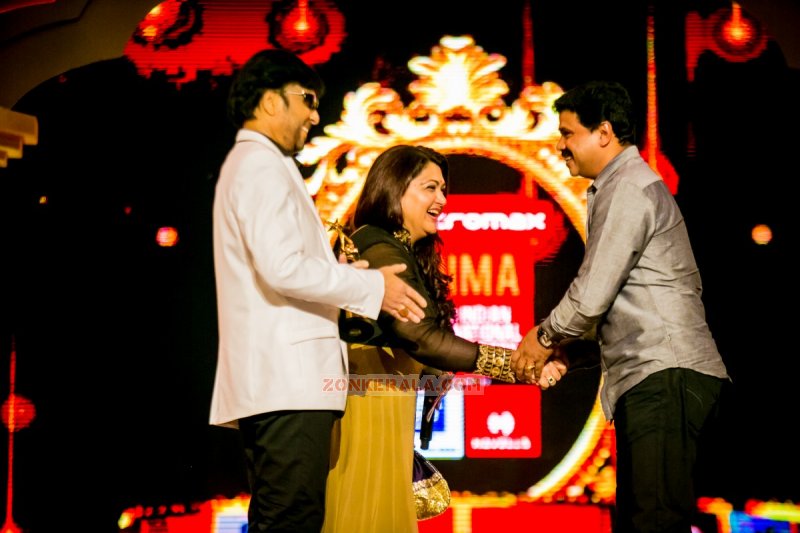 Karthik Khushbu Dileep At Siima Awards 2014 499