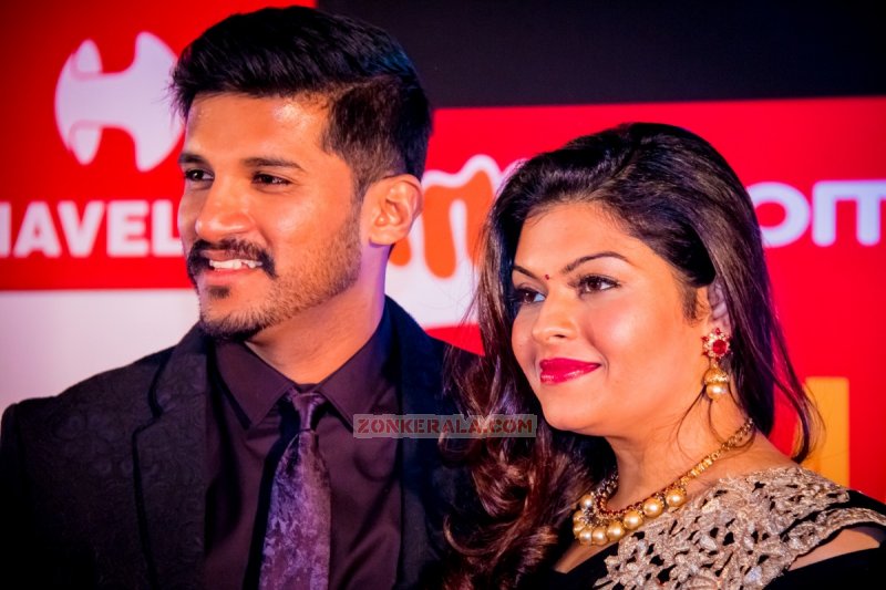 Vijay Yesudas And Darshana At Siima Awards 2014 950