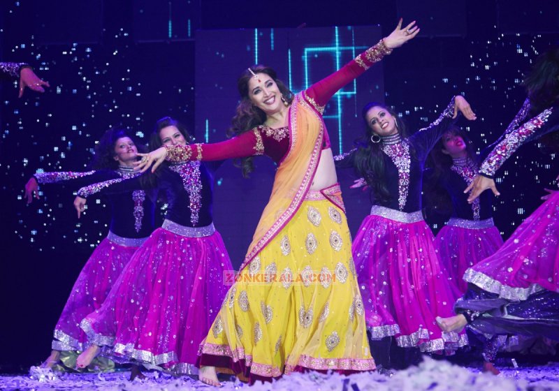 Function Madhuri Dixit At Slam Finale 551