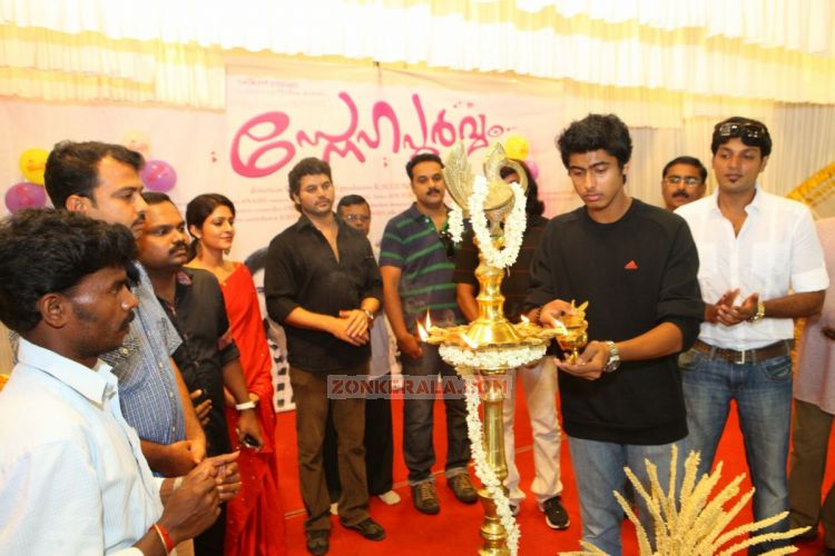 Snehapoorvam Movie Pooja 9591