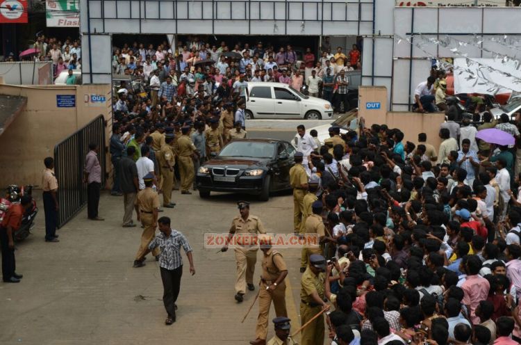 Vijay At Velayudham Trailer Launch In Kerala Picture 911