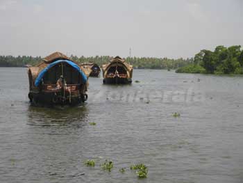 Floating House Boats